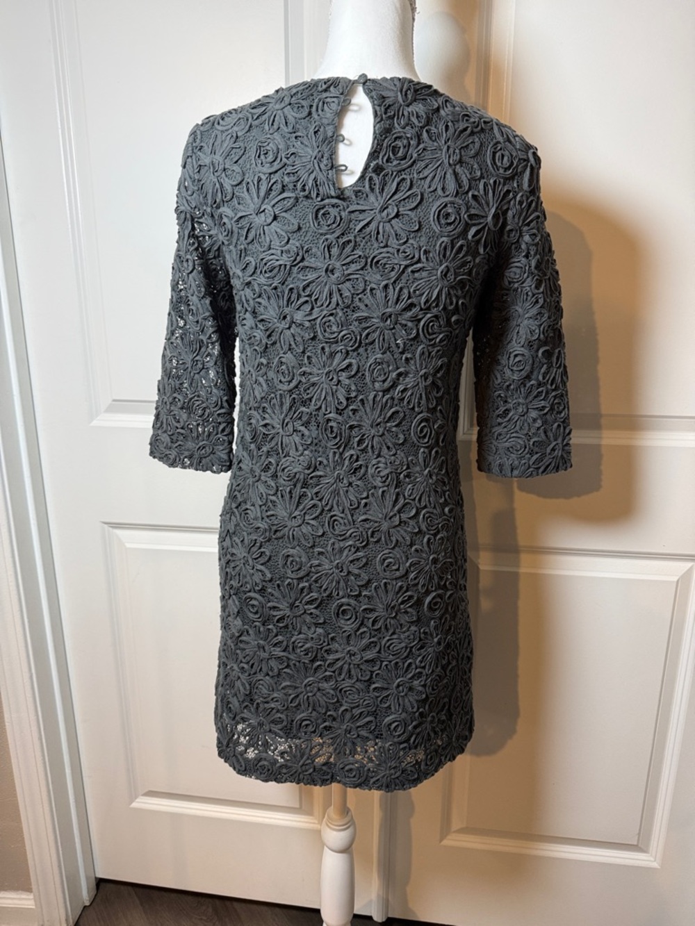Zara Charcoal Gray Floral Lace Long Sleeve Dress - Picture 6 of 8